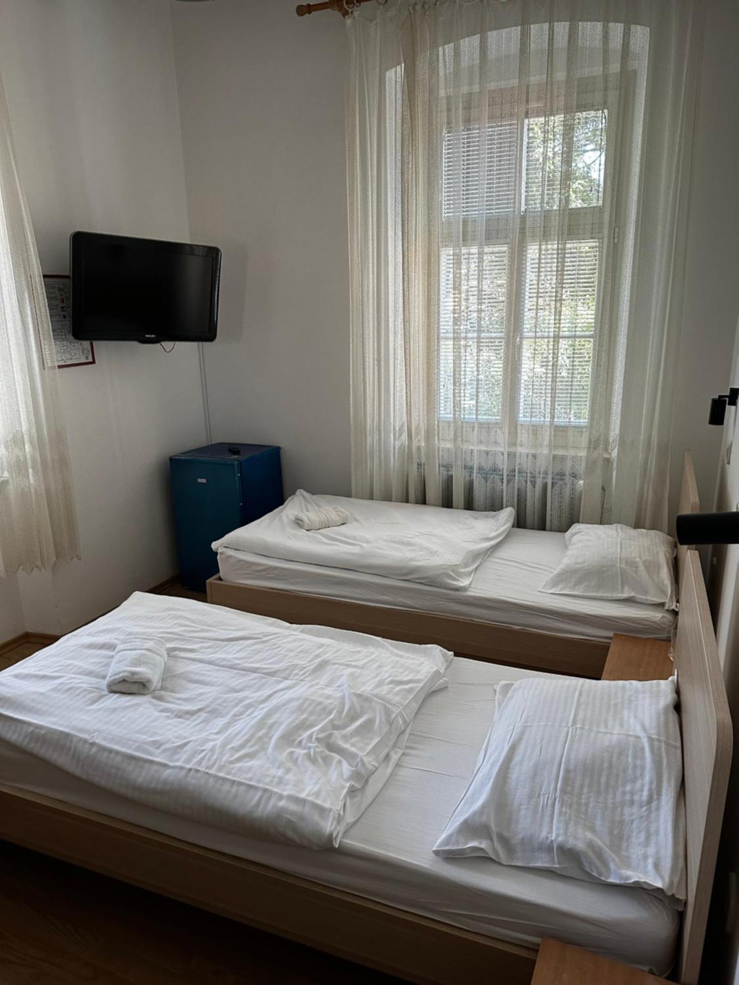 Guesthouse Pri Tonetu Ptuj Buitenkant foto